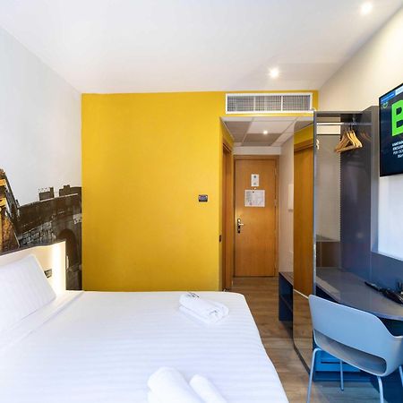 B&B Hotel Roma Tuscolana San Giovanni Esterno foto