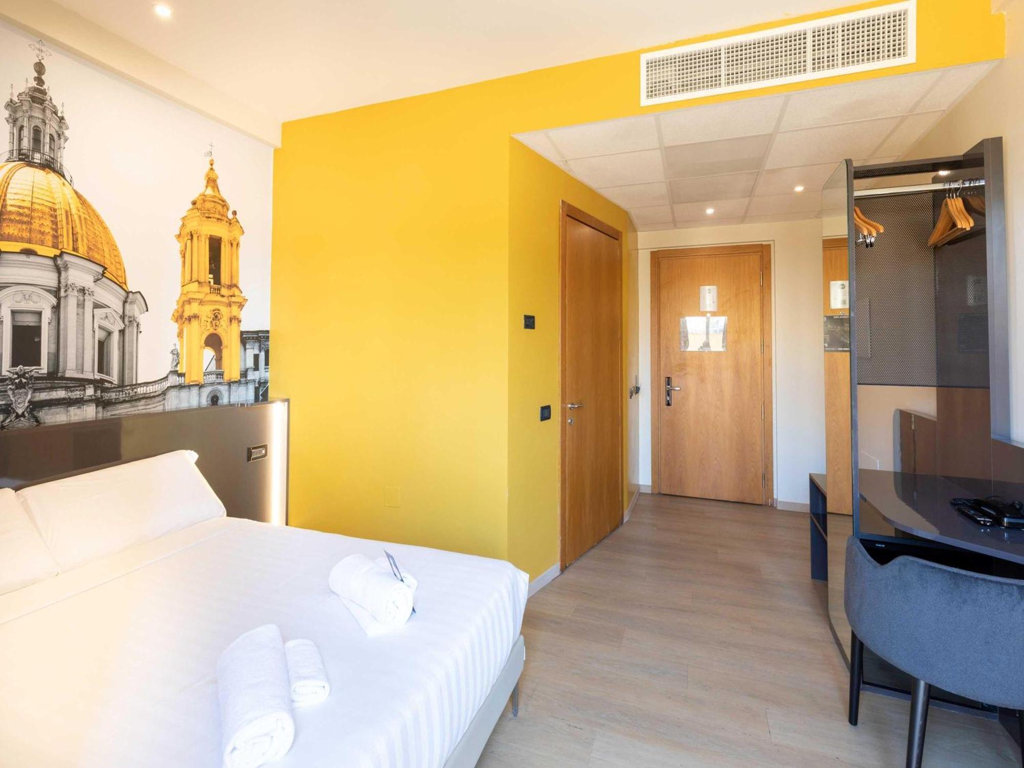 B&B Hotel Roma Tuscolana San Giovanni Esterno foto