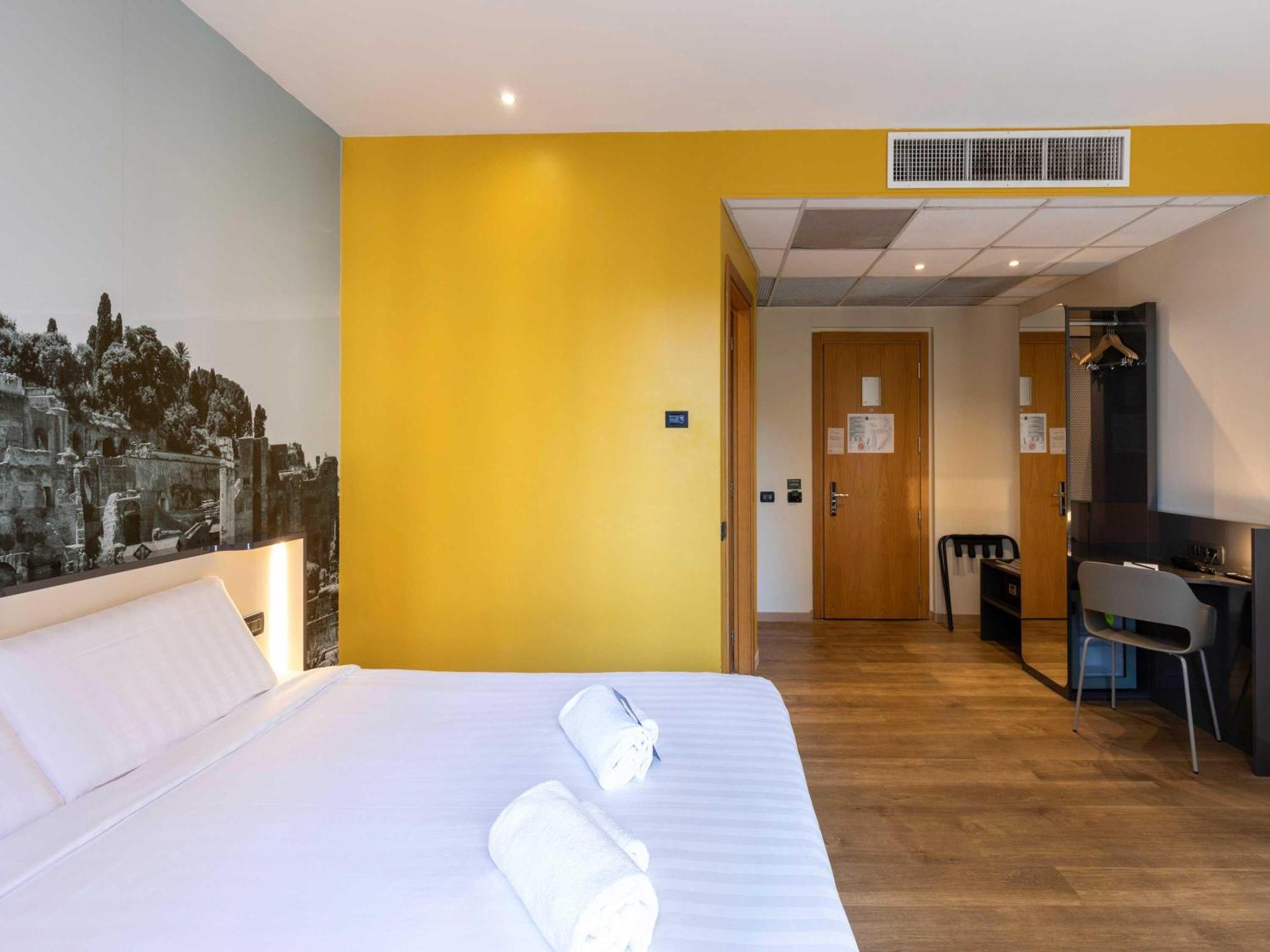 B&B Hotel Roma Tuscolana San Giovanni Esterno foto